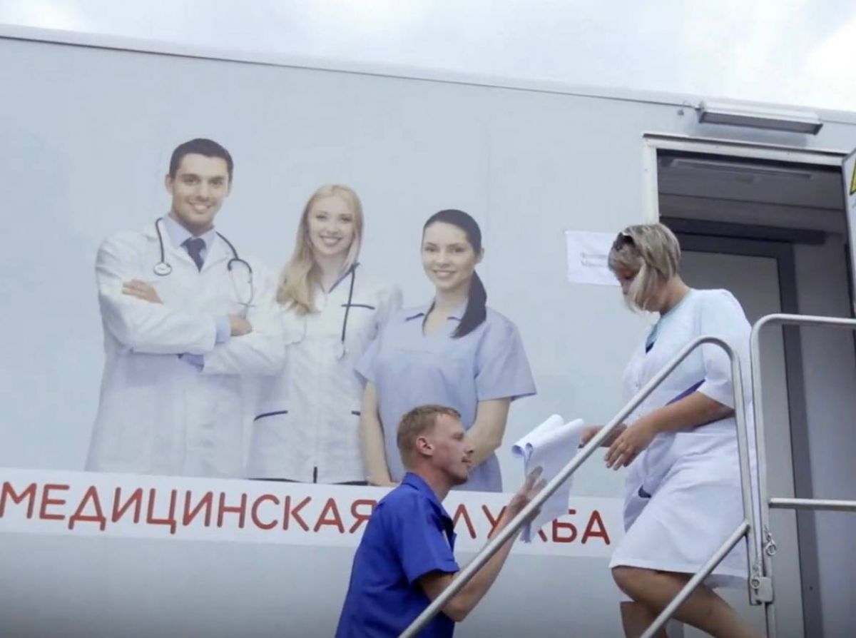 Дмитрий Миляев поздравил медсестер с их профессиональным праздником Дмитрий Миляев поздравил медсестер с их профессиональным праздником