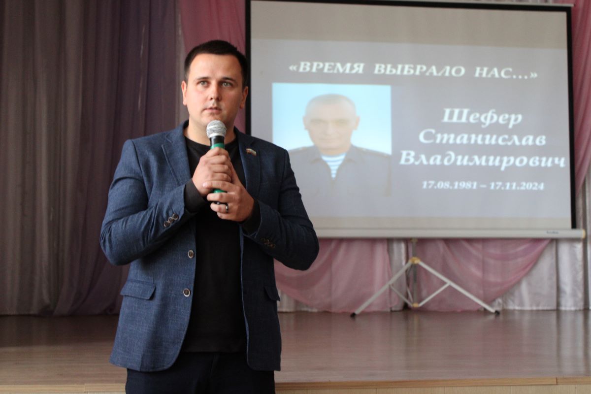 Депутат из Новомосковска: Мы уверены – победа точно будет за нами! Депутат из Новомосковска: Мы уверены – победа точно будет за нами!