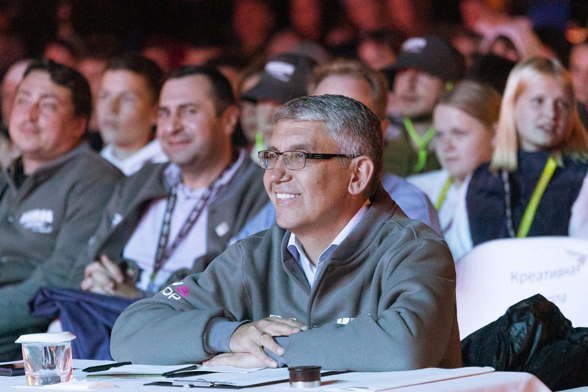 Дмитрий Миляев принял участие в гала-концерте XIV Всероссийского фестиваля детских команд КВН.Первые Дмитрий Миляев принял участие в гала-концерте XIV Всероссийского фестиваля детских команд КВН.Первые