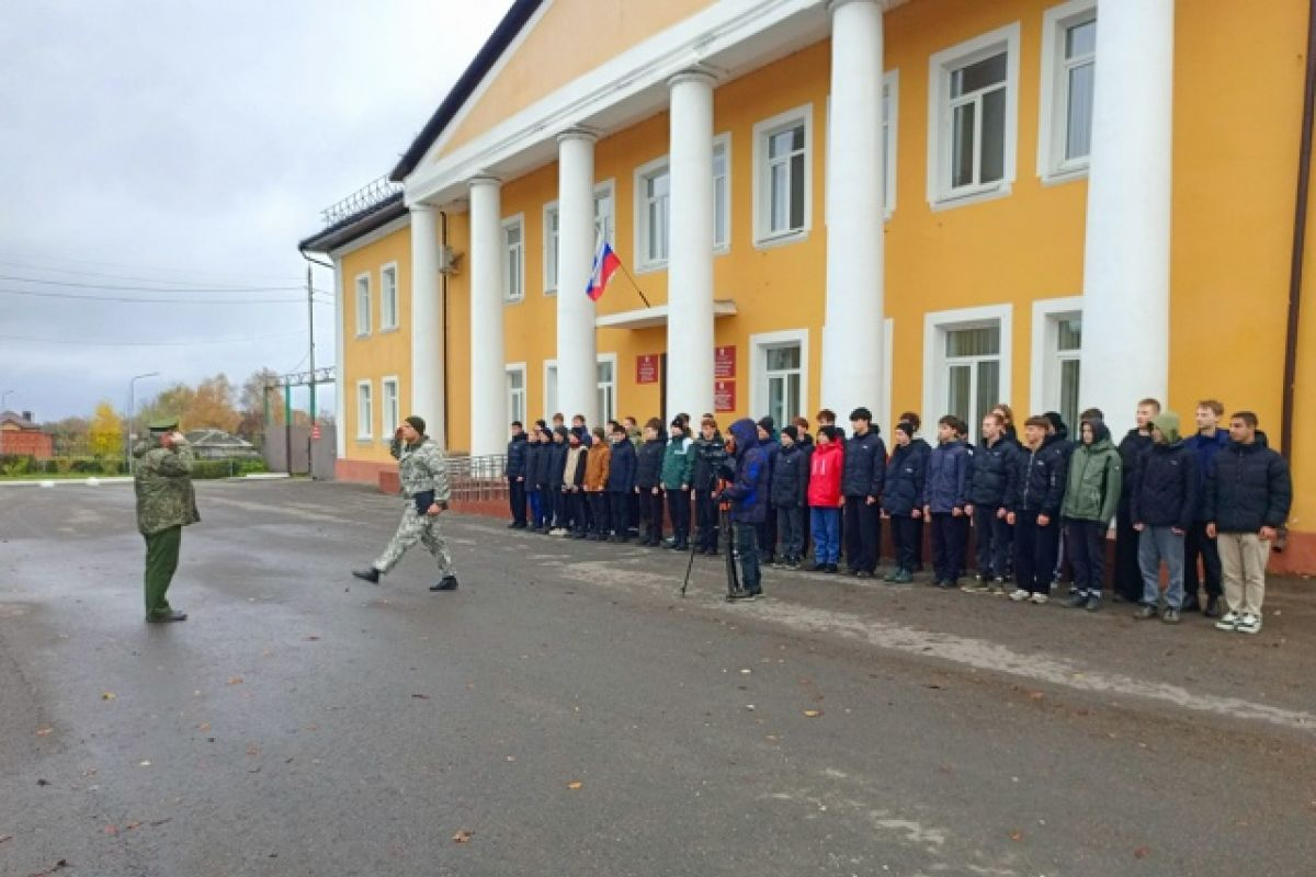 Юноши из Донского отправились на учебные сборы по основам военной службы Юноши из Донского отправились на учебные сборы по основам военной службы