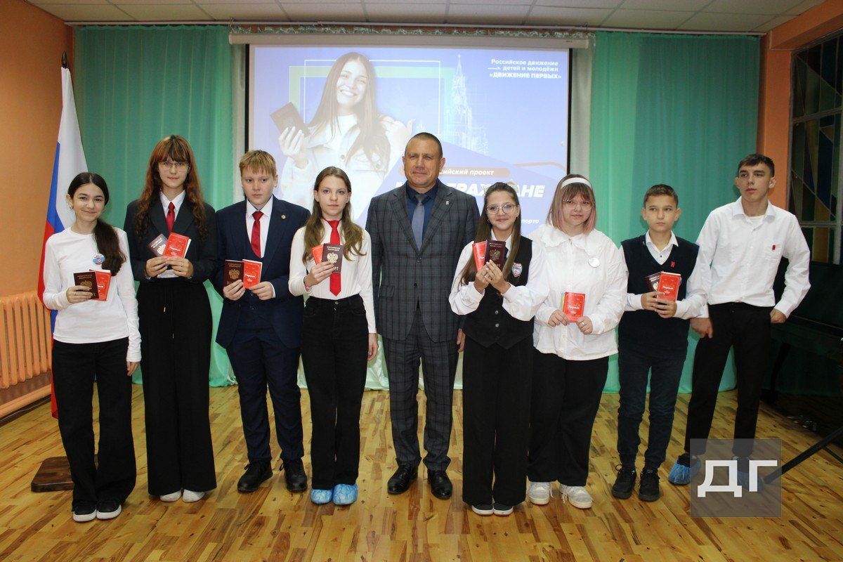 В Донском отпраздновали воссоединение ДНР, ЛНР, Запорожской и Херсонской областей с Россией В Донском отпраздновали воссоединение ДНР, ЛНР, Запорожской и Херсонской областей с Россией