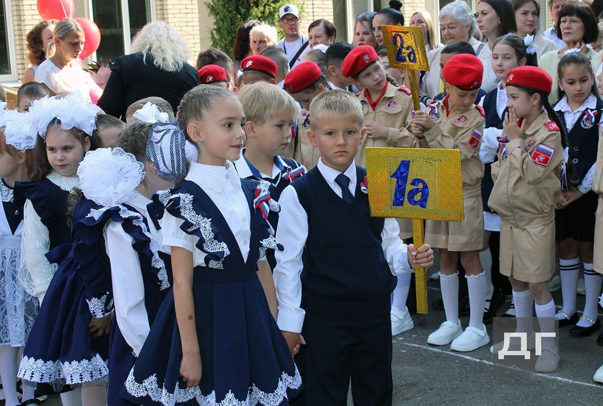 В донской гимназии прозвучал Первый звонок В донской гимназии прозвучал Первый звонок