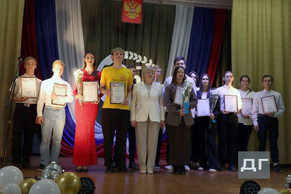 В Донском отпраздновали 85-летие системы среднего профессионального образования В Донском отпраздновали 85-летие системы среднего профессионального образования