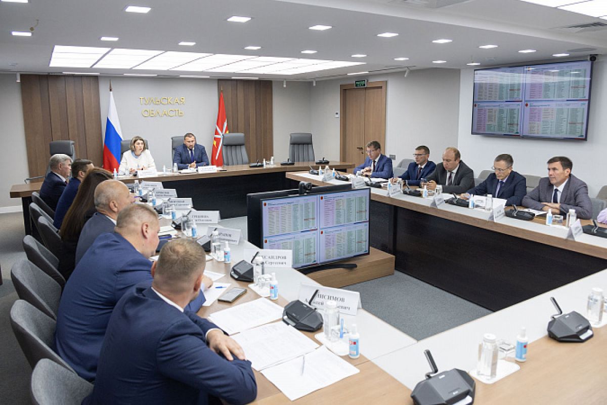 В Тульской области продолжается работа по обустройству контейнерных площадок В Тульской области продолжается работа по обустройству контейнерных площадок