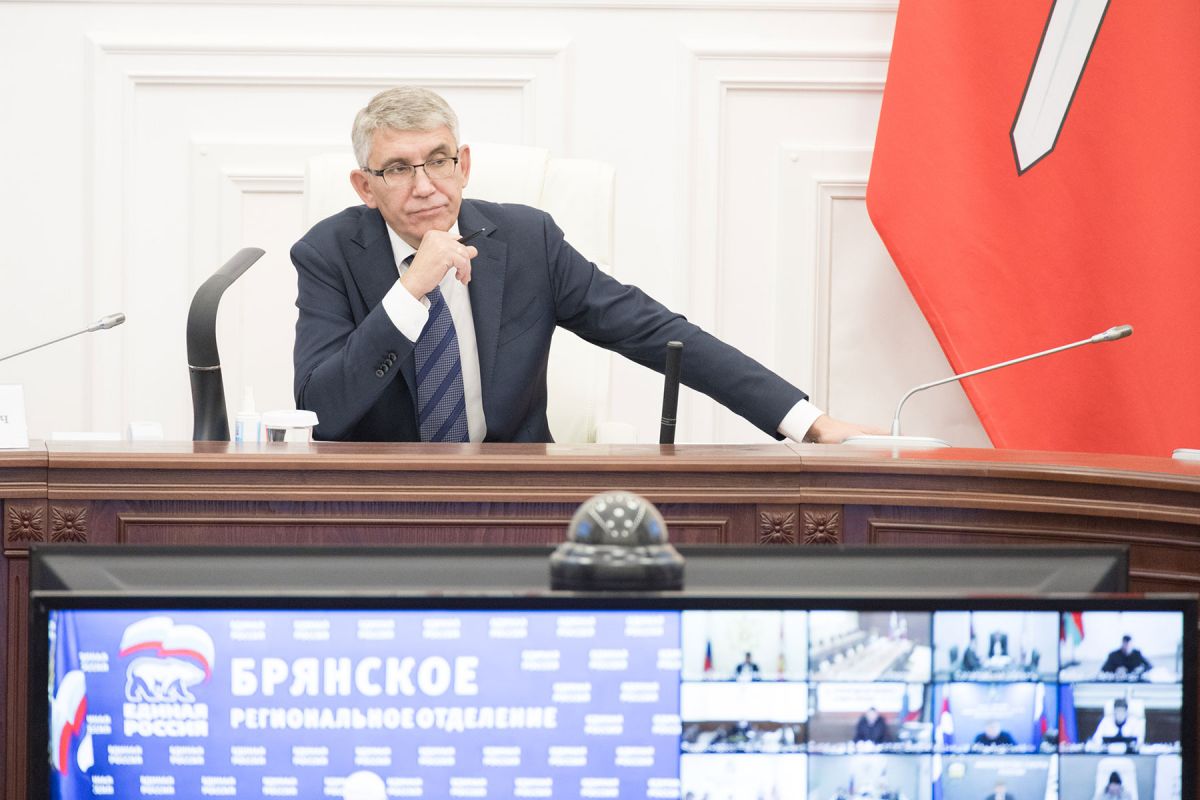 Дмитрий Миляев провел заседание комиссии Госсовета РФ по направлению «Физическая культура и спорт» Дмитрий Миляев провел заседание комиссии Госсовета РФ по направлению «Физическая культура и спорт»