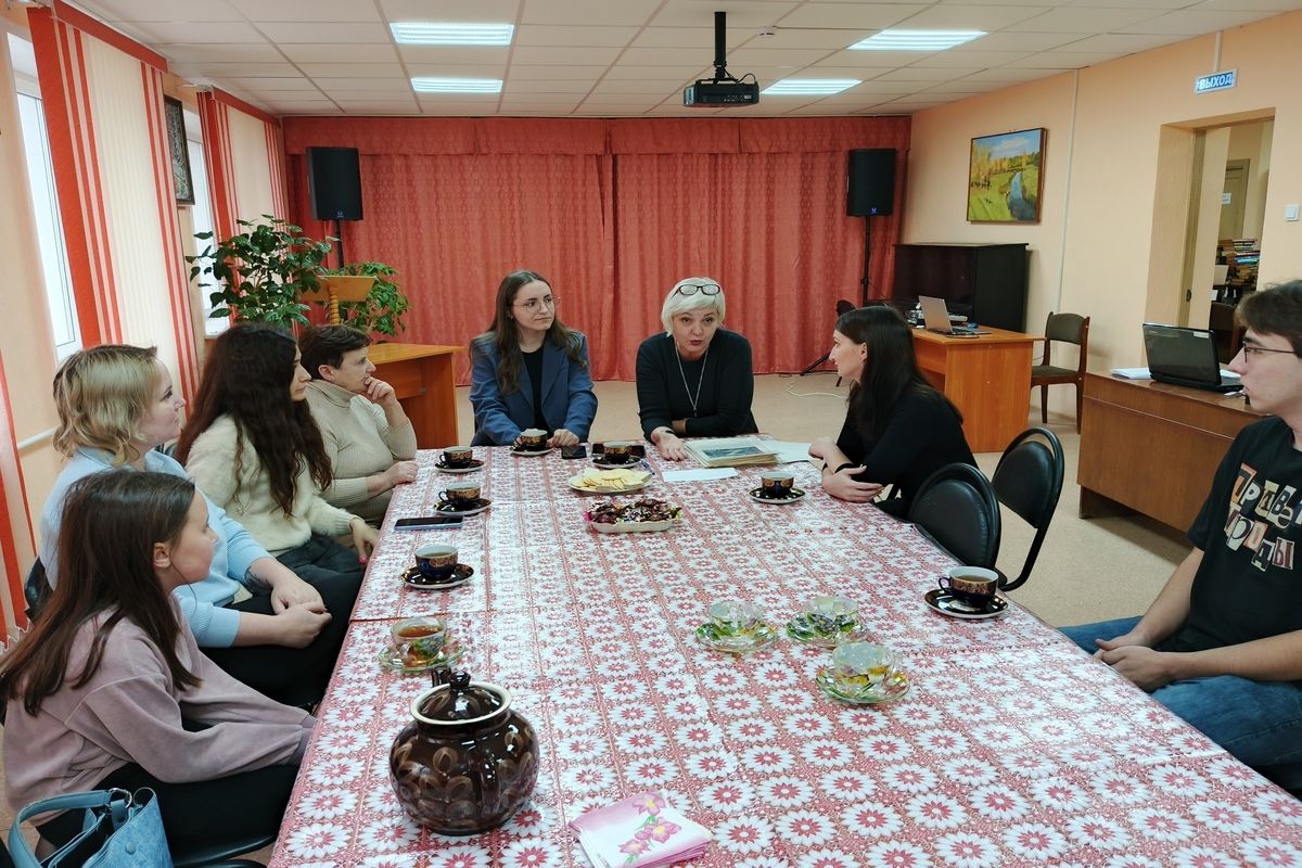 В донской библиотеке прошла встреча с семьями участников СВО В донской библиотеке прошла встреча с семьями участников СВО