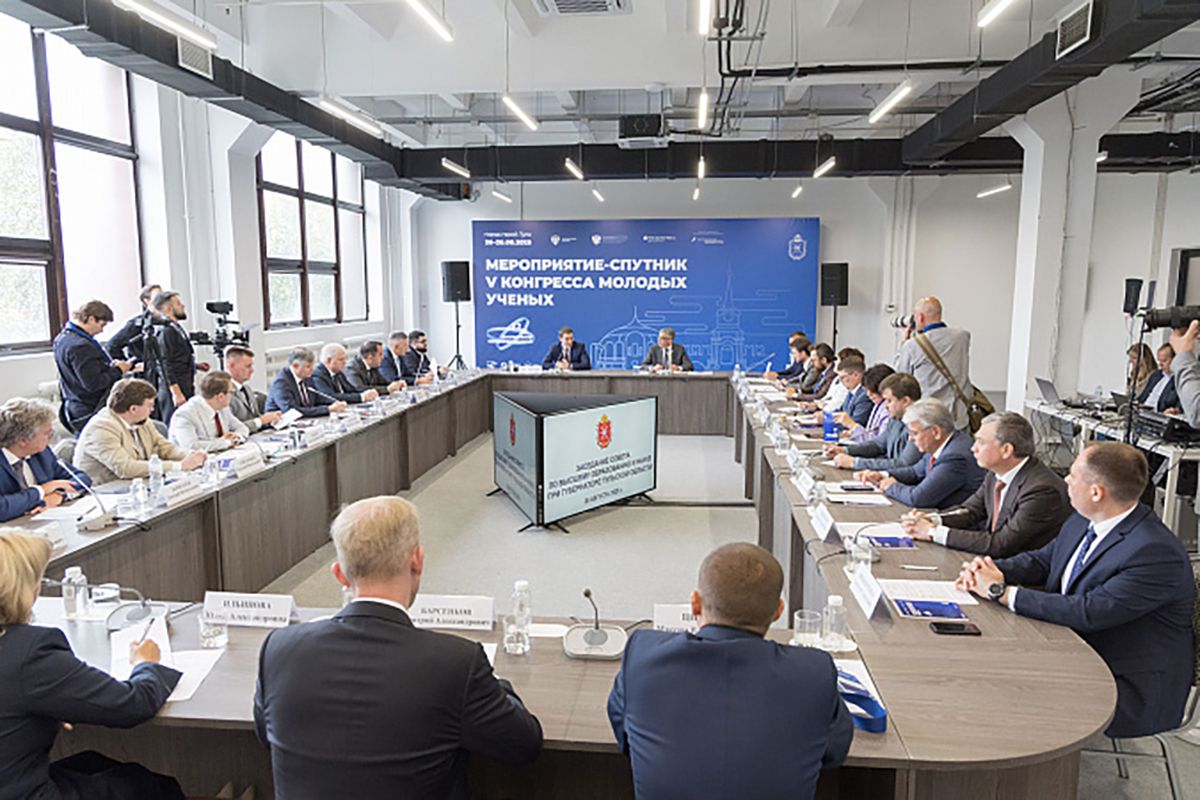 По поручению Дмитрия Миляева размер региональной премии в сфере науки и техники будет увеличен до одного миллиона рублей По поручению Дмитрия Миляева размер региональной премии в сфере науки и техники будет увеличен до одного миллиона рублей