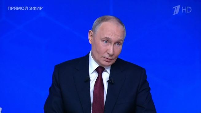 Владимир Путин считает, что ситуация с пособиями многодетным семьям ненормальна