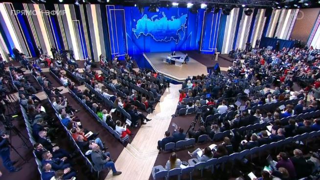 В финале прямой линии Владимиру Путину задали вопрос о капсуле времени