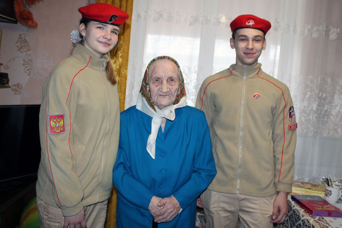 В памяти жива весна 45-го года