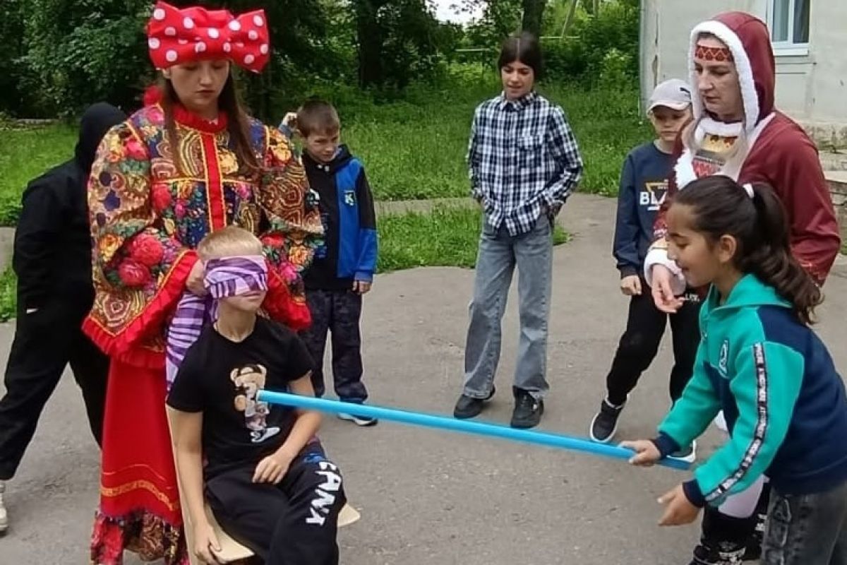 Дончане погрузились в мир обычаев и традиций народов России Дончане погрузились в мир обычаев и традиций народов России