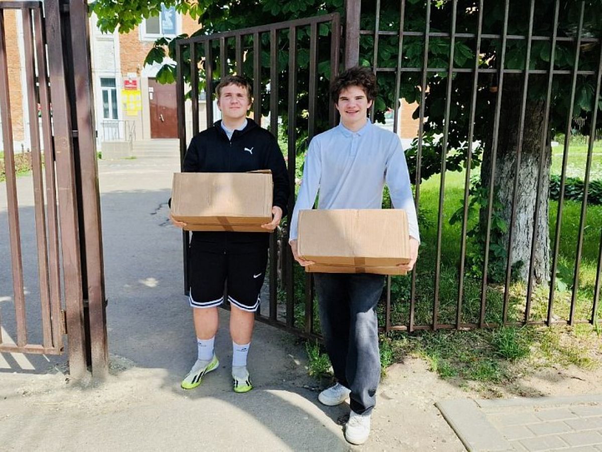 Елена Гребнева: «Спасибо за отзывчивые сердца и помощь нашим защитникам!» Елена Гребнева: «Спасибо за отзывчивые сердца и помощь нашим защитникам!»