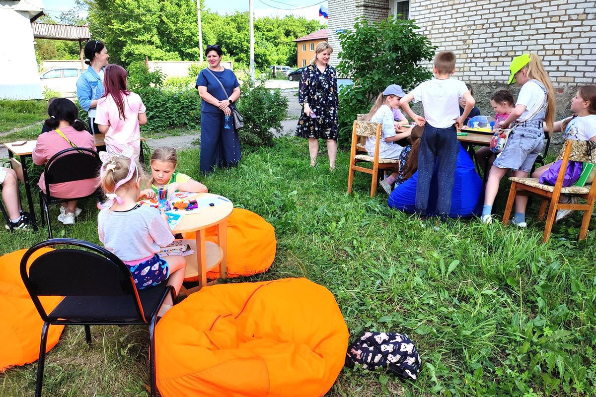 В Тульской области состоялись свыше 200 мероприятий проекта «Лето во дворах» В Тульской области состоялись свыше 200 мероприятий проекта «Лето во дворах»