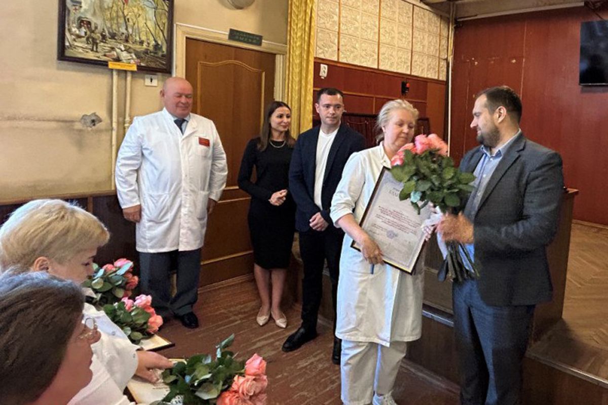 Борис Воловатов – медикам: «Спасибо вам за то, что ежедневно, ежеминутно спасаете жизни бойцов» Борис Воловатов – медикам: «Спасибо вам за то, что ежедневно, ежеминутно спасаете жизни бойцов»