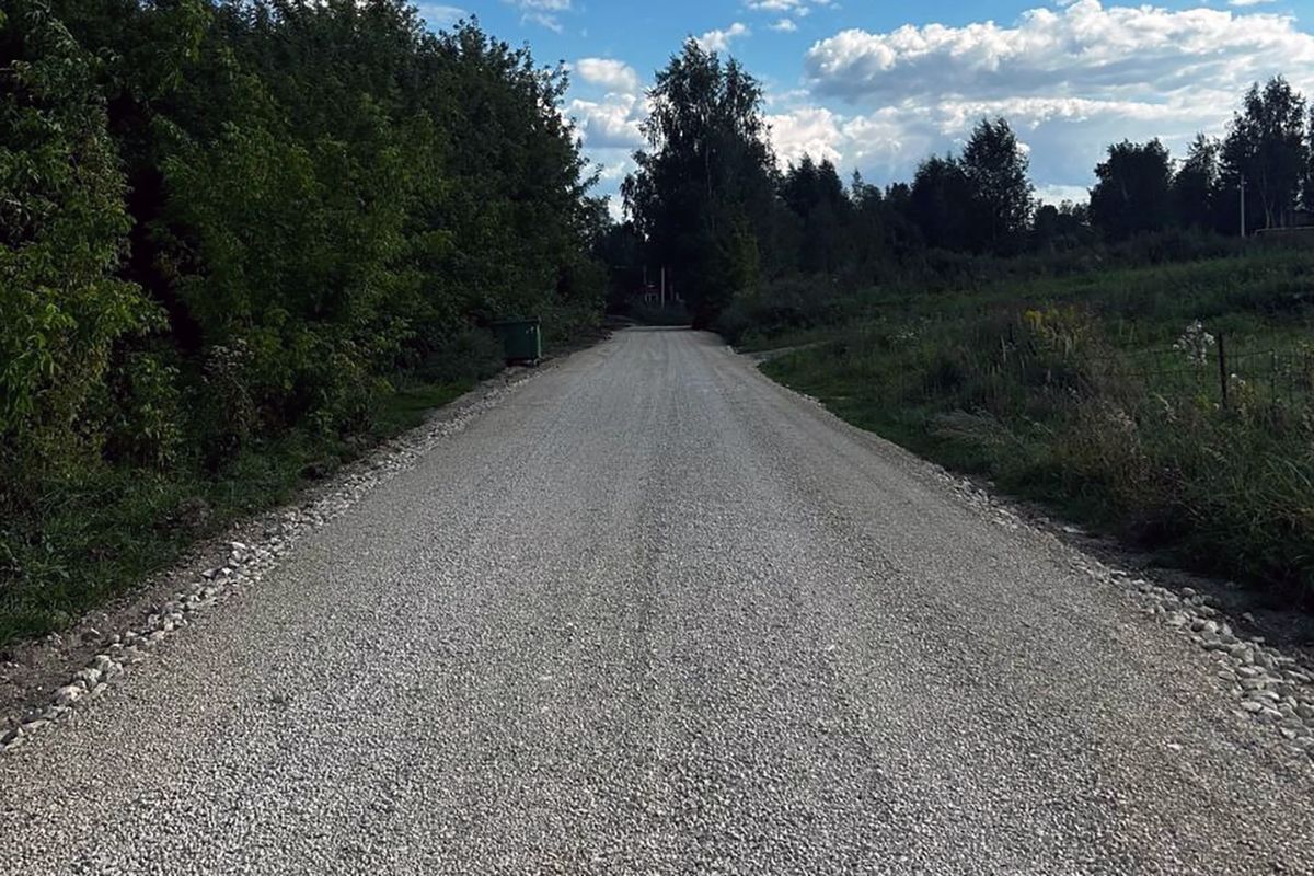 В Новоугольном отремонтировали дорогу В Новоугольном отремонтировали дорогу