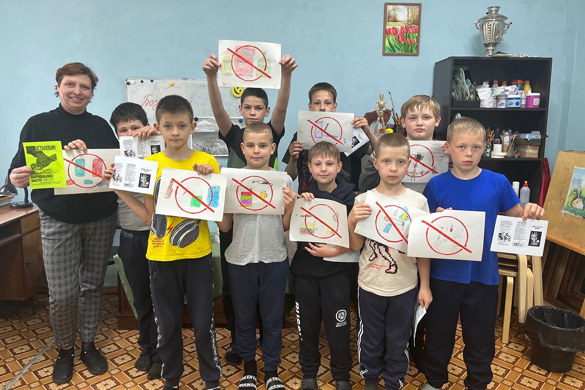 В спортивном лагере «Борцы - молодцы!» прошла акция «Вместе против наркотиков» В спортивном лагере «Борцы - молодцы!» прошла акция «Вместе против наркотиков»