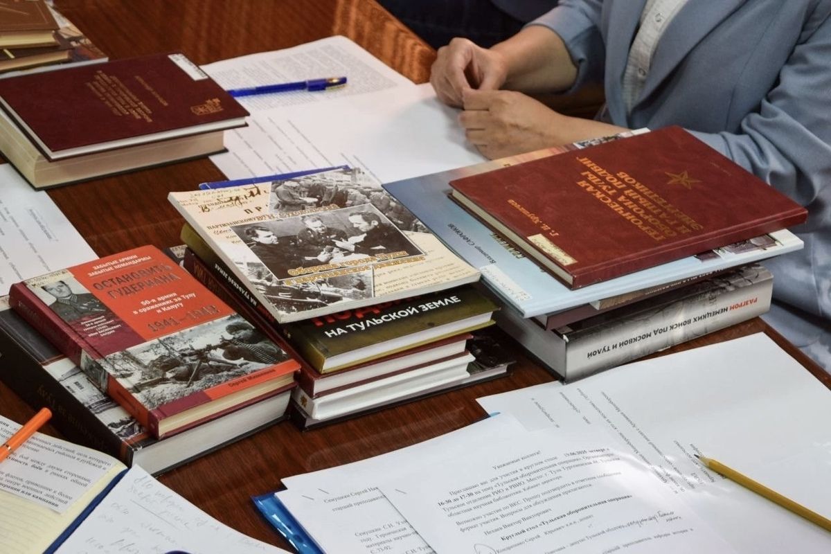 Елена Гребнева: Подготовка к важнейшим юбилеям нашей героической области Елена Гребнева: Подготовка к важнейшим юбилеям нашей героической области