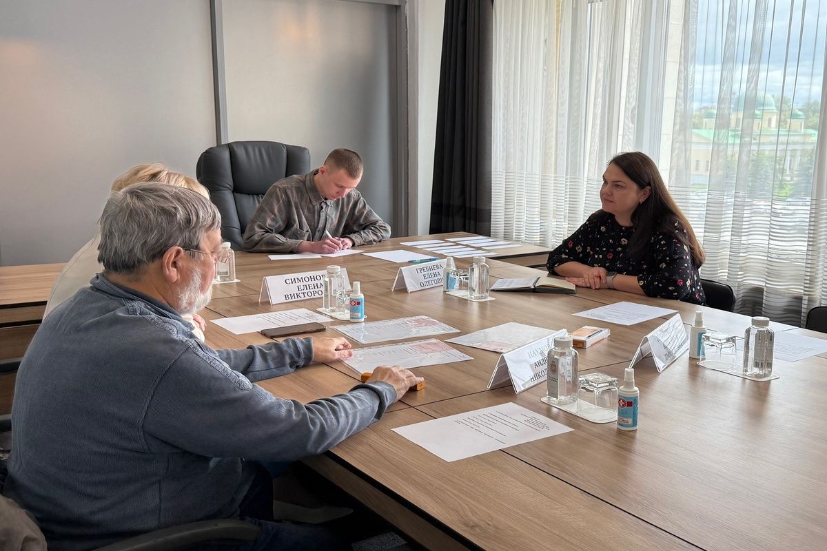 Елена Гребнева приняла участие в аттестации экскурсоводов Елена Гребнева приняла участие в аттестации экскурсоводов