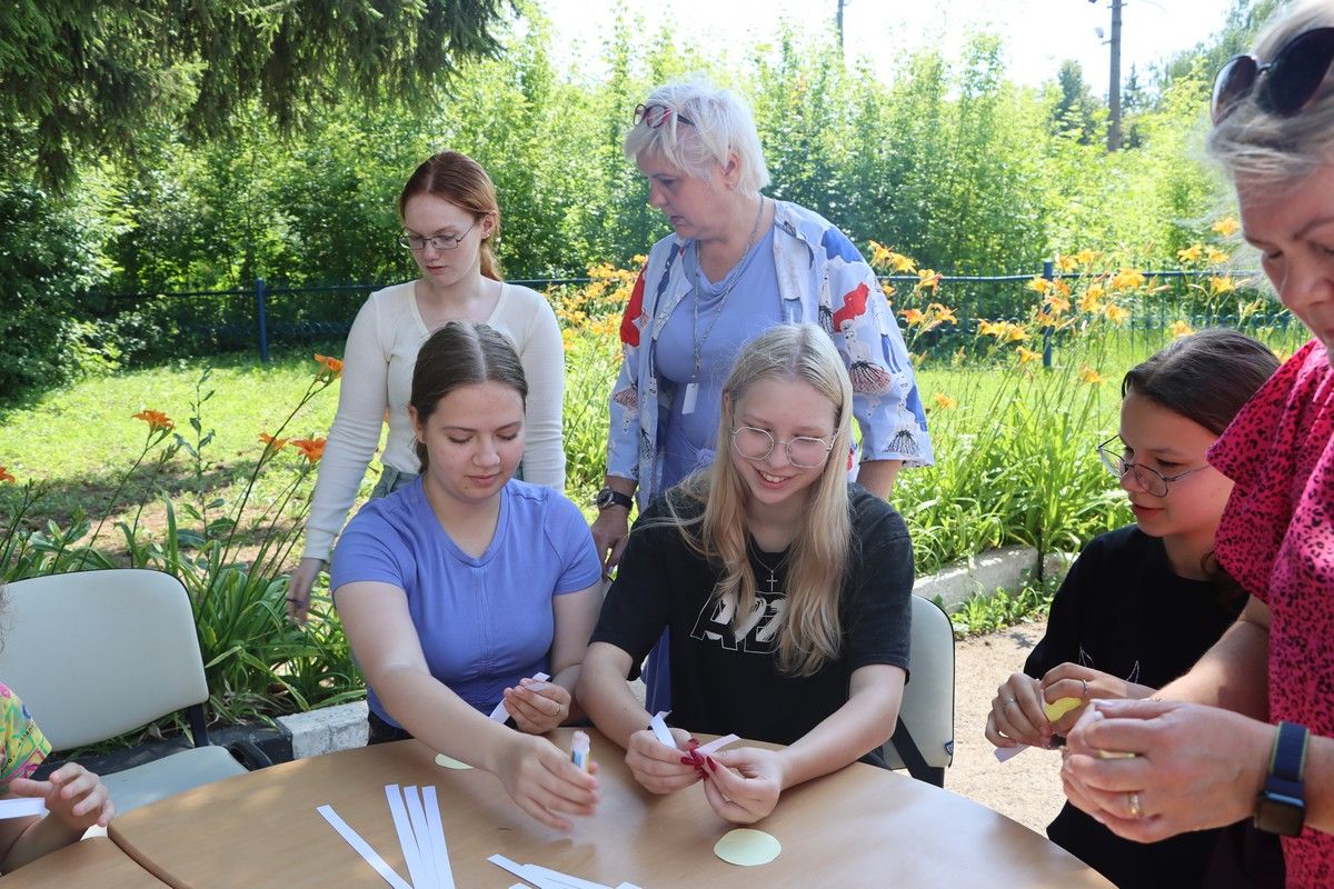 В отделении «Мой семейный центр» прошел семейный праздник для юных дончан В отделении «Мой семейный центр» прошел семейный праздник для юных дончан