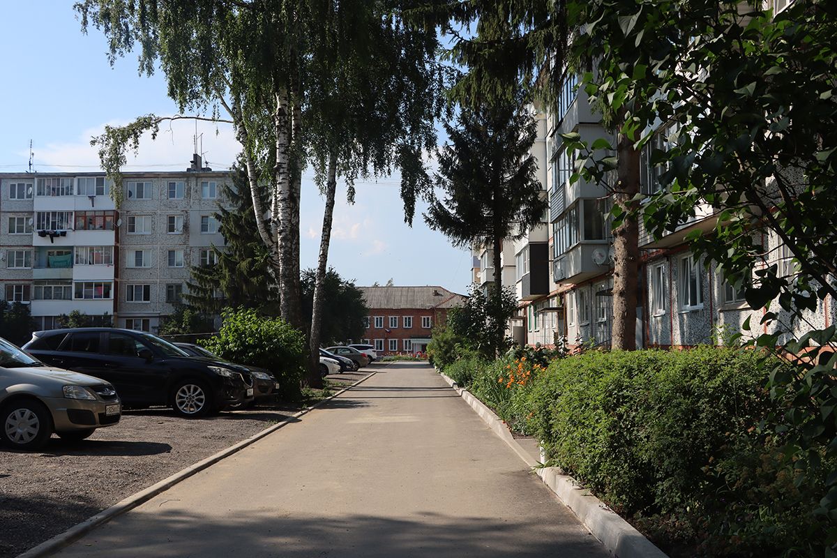В Северо-Задонске идет ремонт дворов по программе «Формирование современной городской среды»