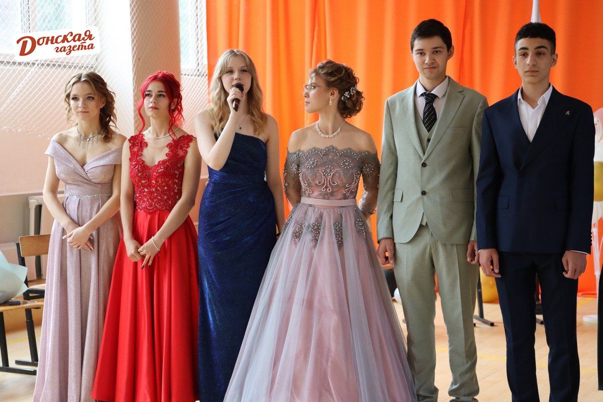 В Центре образования № 4 состоялся выпускной вечер В Центре образования № 4 состоялся выпускной вечер