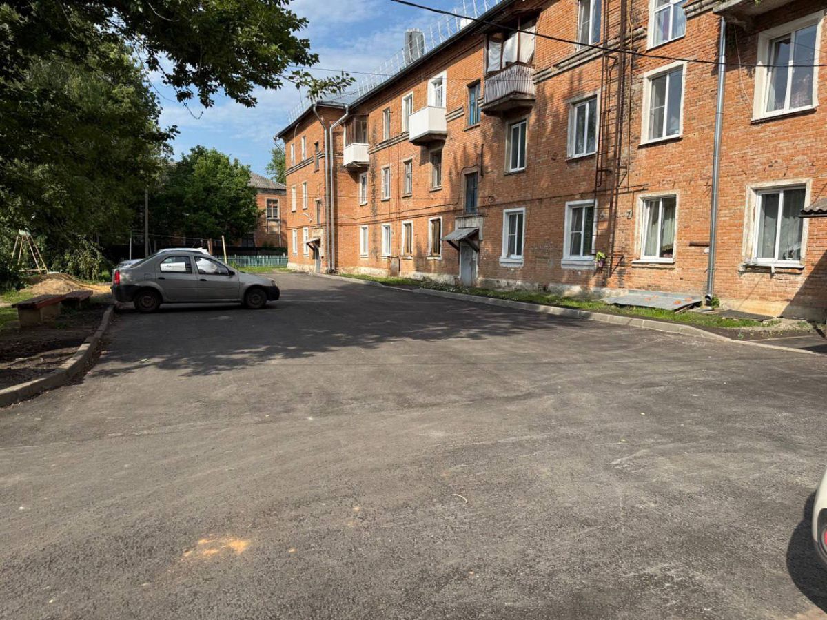 В Донском отремонтировали еще один двор В Донском отремонтировали еще один двор