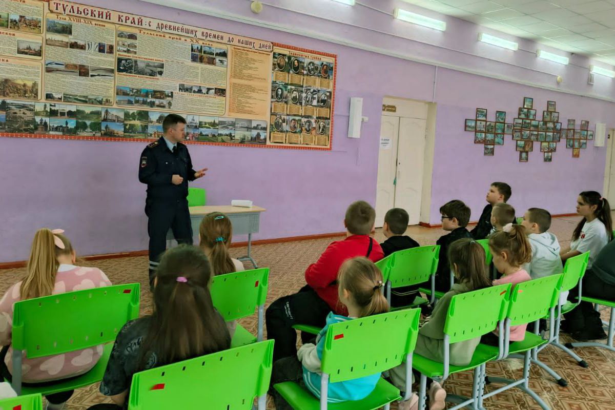Юным дончанам напомнили Правила дорожного движения