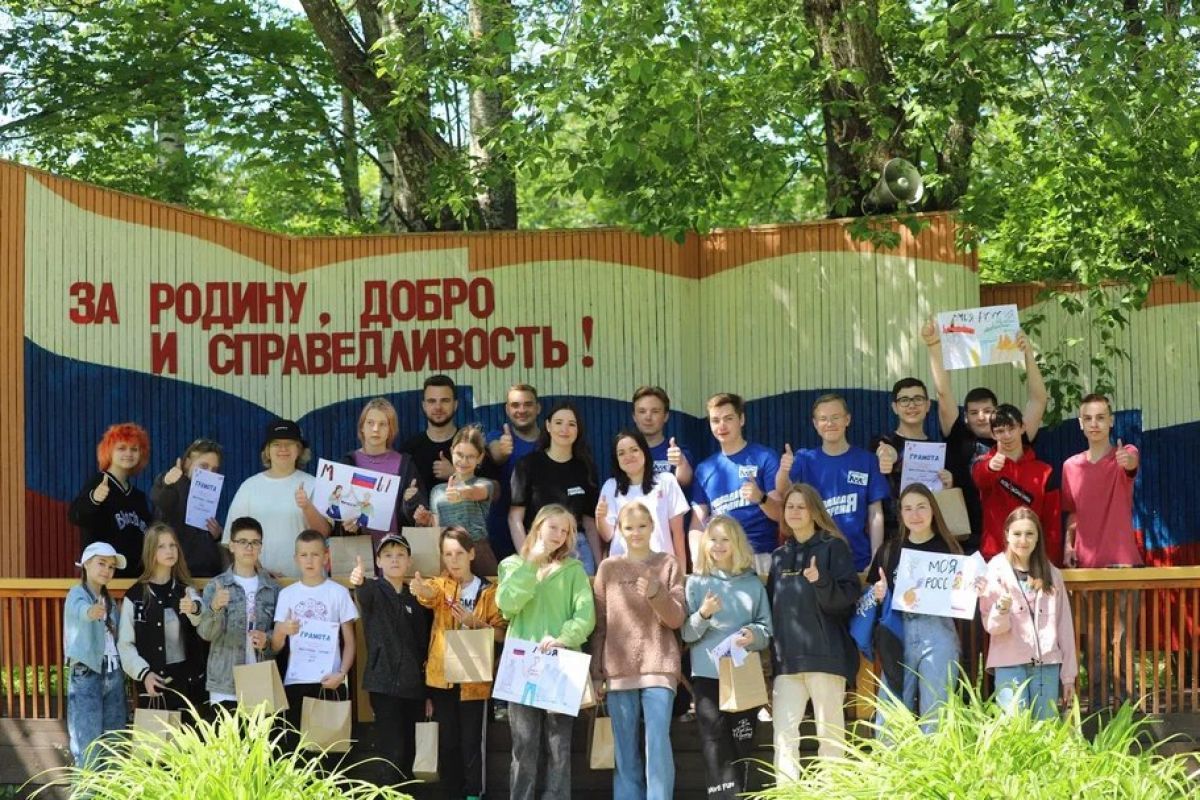 Николай Воробьев провел выездной прием в детском лагере Николай Воробьев провел выездной прием в детском лагере