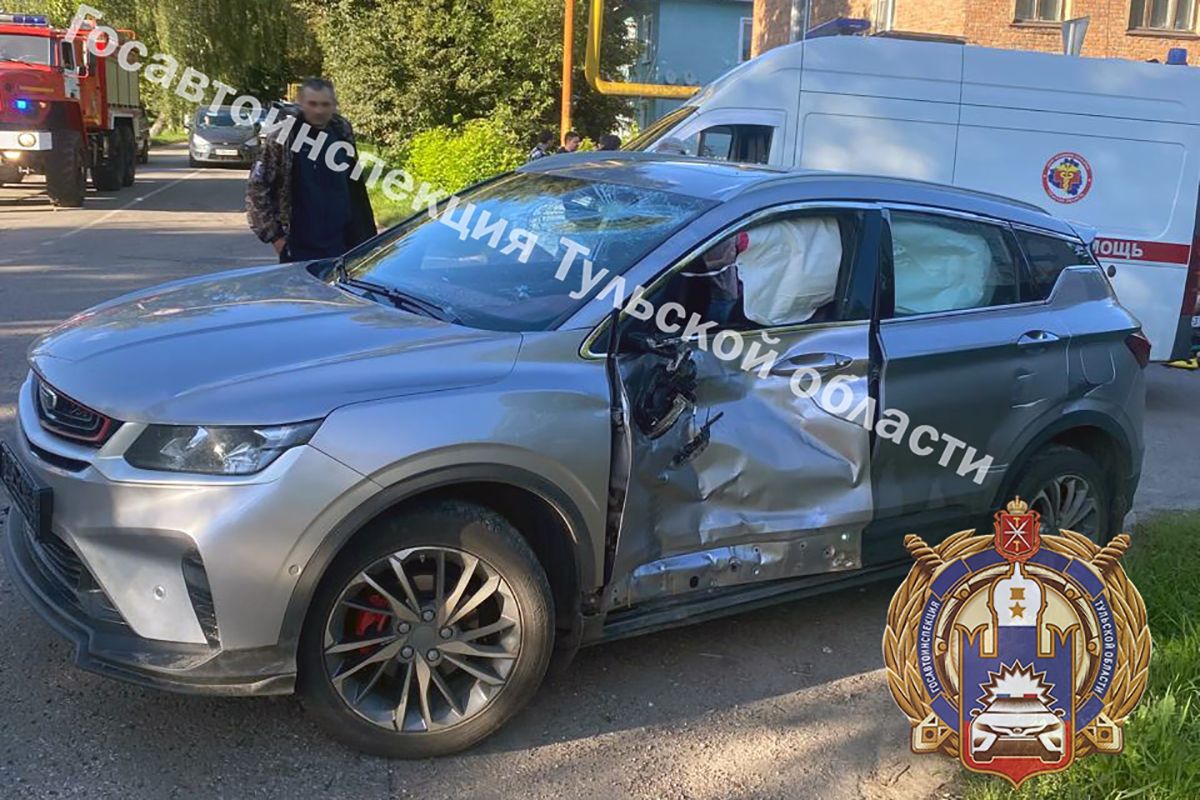 В аварии пострадали несовершеннолетние В аварии пострадали несовершеннолетние