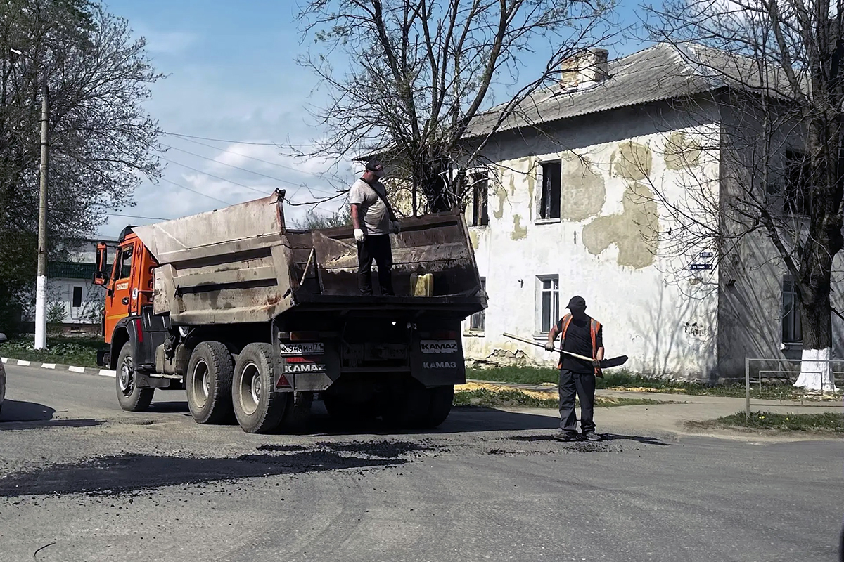 В Северо-Задонске завершен ямочный ремонт