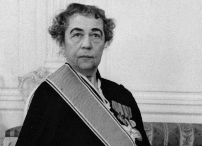 72 года назад ушла из жизни первая женщина-министр – Александра Коллонтай