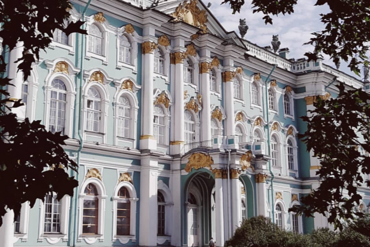 271 год назад императрица Елизавета Петровна утвердила проект Зимнего дворца 271 год назад императрица Елизавета Петровна утвердила проект Зимнего дворца