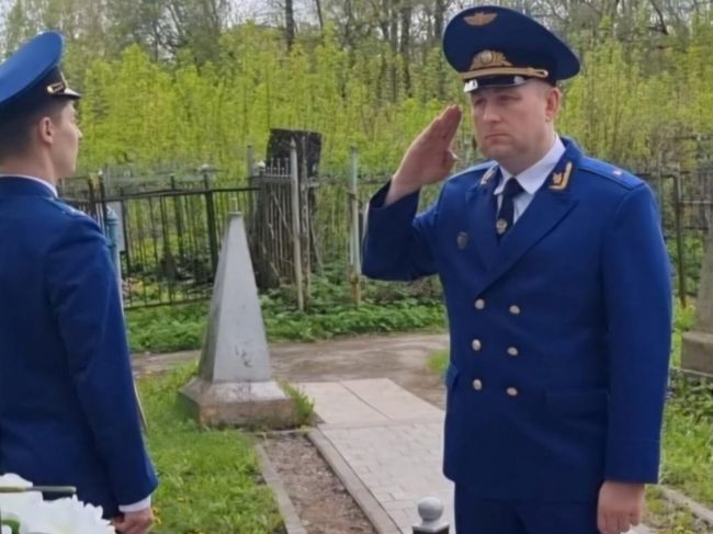 Прокурор Тульской области поздравил жителей и ветеранов региона с Днем Победы