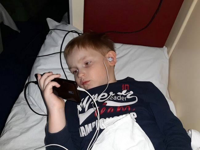 Современные дети и гаджеты. Запрещать нельзя разрешать... Современные дети и гаджеты. Запрещать нельзя разрешать...