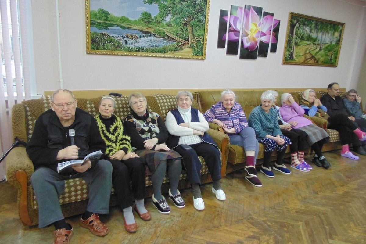 Для пожилых дончан провели вечер-размышление «Прекрасное слово - жизнь» Для пожилых дончан провели вечер-размышление «Прекрасное слово - жизнь»