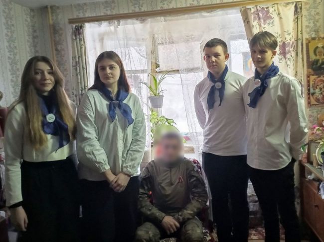 Участник СВО: Российским военным в зоне СВО помогают сила духа, вера в победу и поддержка семьи и земляков Участник СВО: Российским военным в зоне СВО помогают сила духа, вера в победу и поддержка семьи и земляков