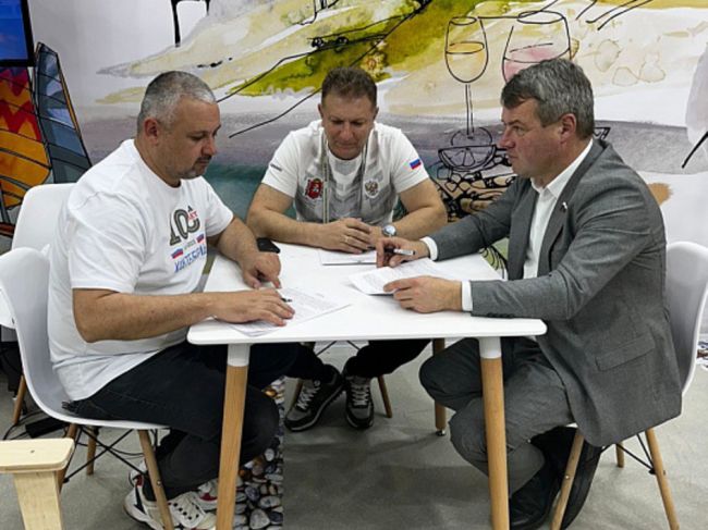 Юрий Моисеев: Будем делать все, чтобы снабдить ребят всем необходимым Юрий Моисеев: Будем делать все, чтобы снабдить ребят всем необходимым