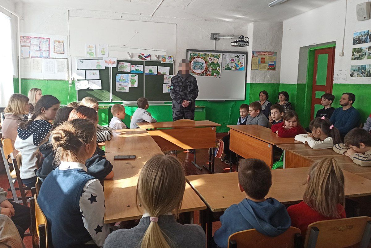 Контрактник с позывным «Леон»: «Уверен, что долг каждого мужчины – стоять за свою Родину» Контрактник с позывным «Леон»: «Уверен, что долг каждого мужчины – стоять за свою Родину»