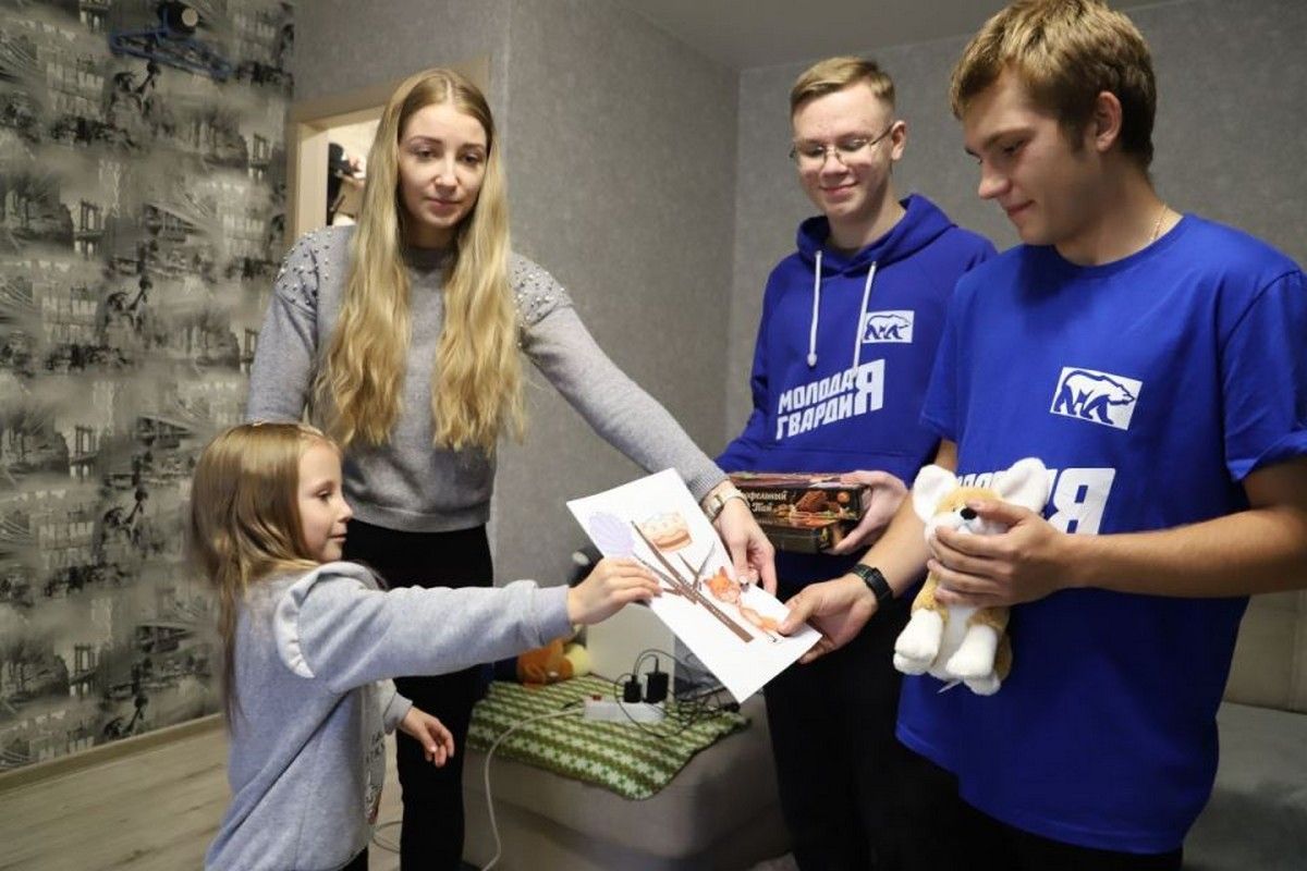 Никита Бурвиков: Мы делаем все, чтобы жены бойцов спецоперации чувствовали нашу поддержку Никита Бурвиков: Мы делаем все, чтобы жены бойцов спецоперации чувствовали нашу поддержку