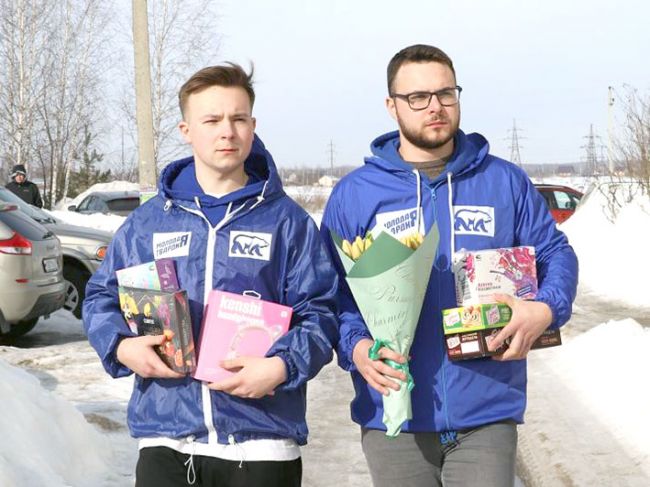 Николай Воробьев: «В преддверии Международного женского дня «Единая Россия» традиционно организует праздничные акции» Николай Воробьев: «В преддверии Международного женского дня «Единая Россия» традиционно организует праздничные акции»