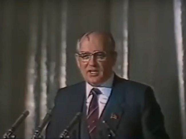 34 года назад Михаил Горбачев избран единственным в истории СССР президентом