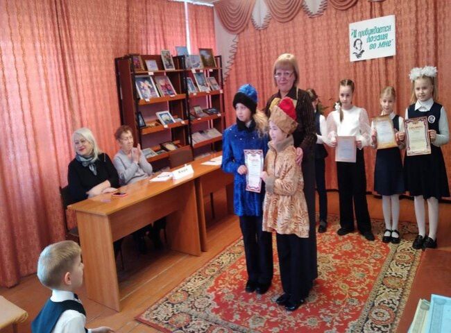 В северозадонской библиотеке прошел конкурс чтецов