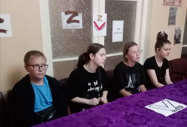 Донской молодежи рассказали о подвигах героев в зоне СВО