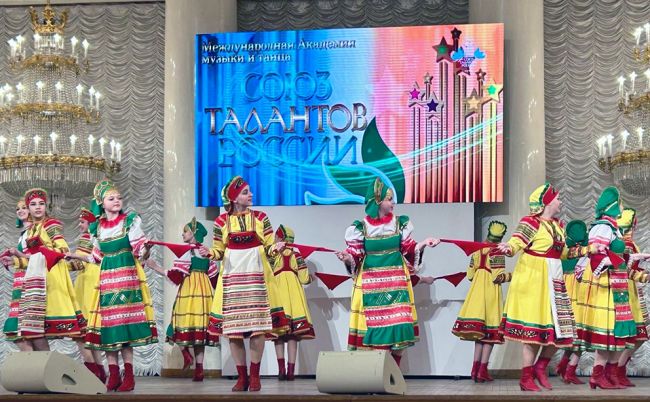 Донские танцоры достойно выступили на сцене легендарного Колонного зала Дома Союзов