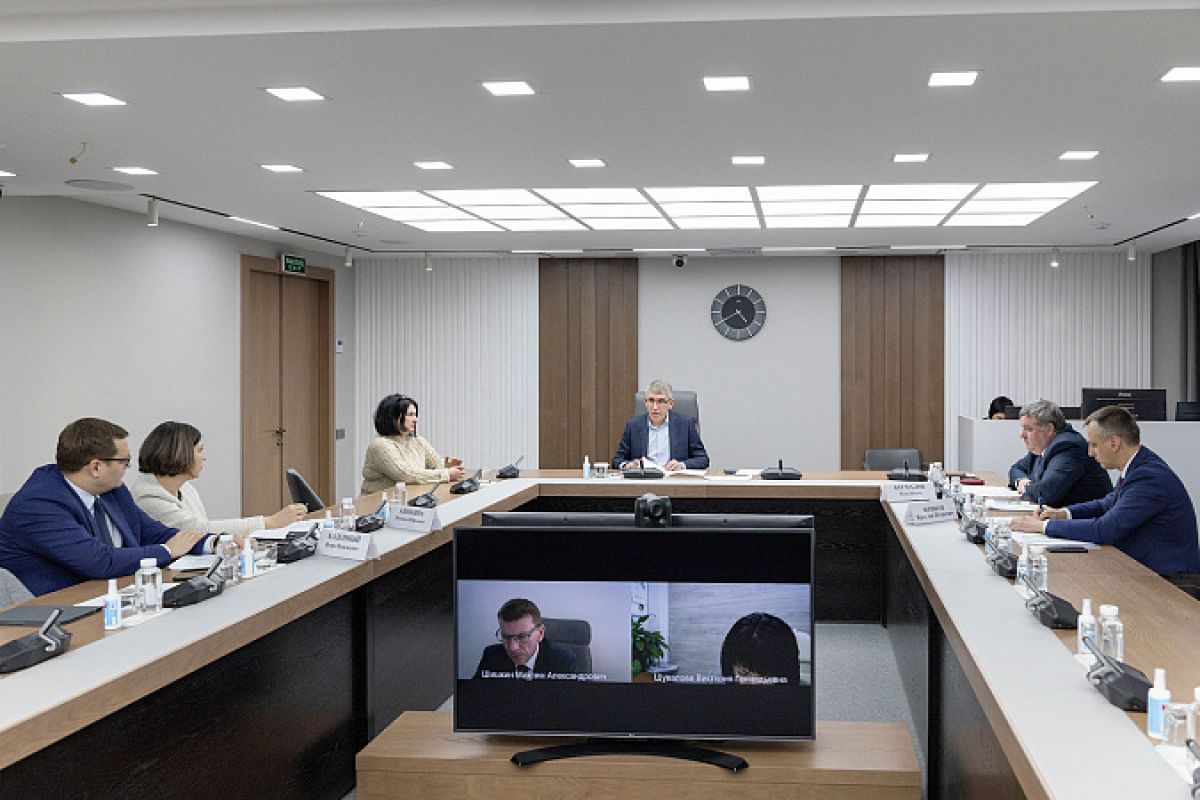 Дмитрий Миляев рассмотрел обращения граждан Дмитрий Миляев рассмотрел обращения граждан