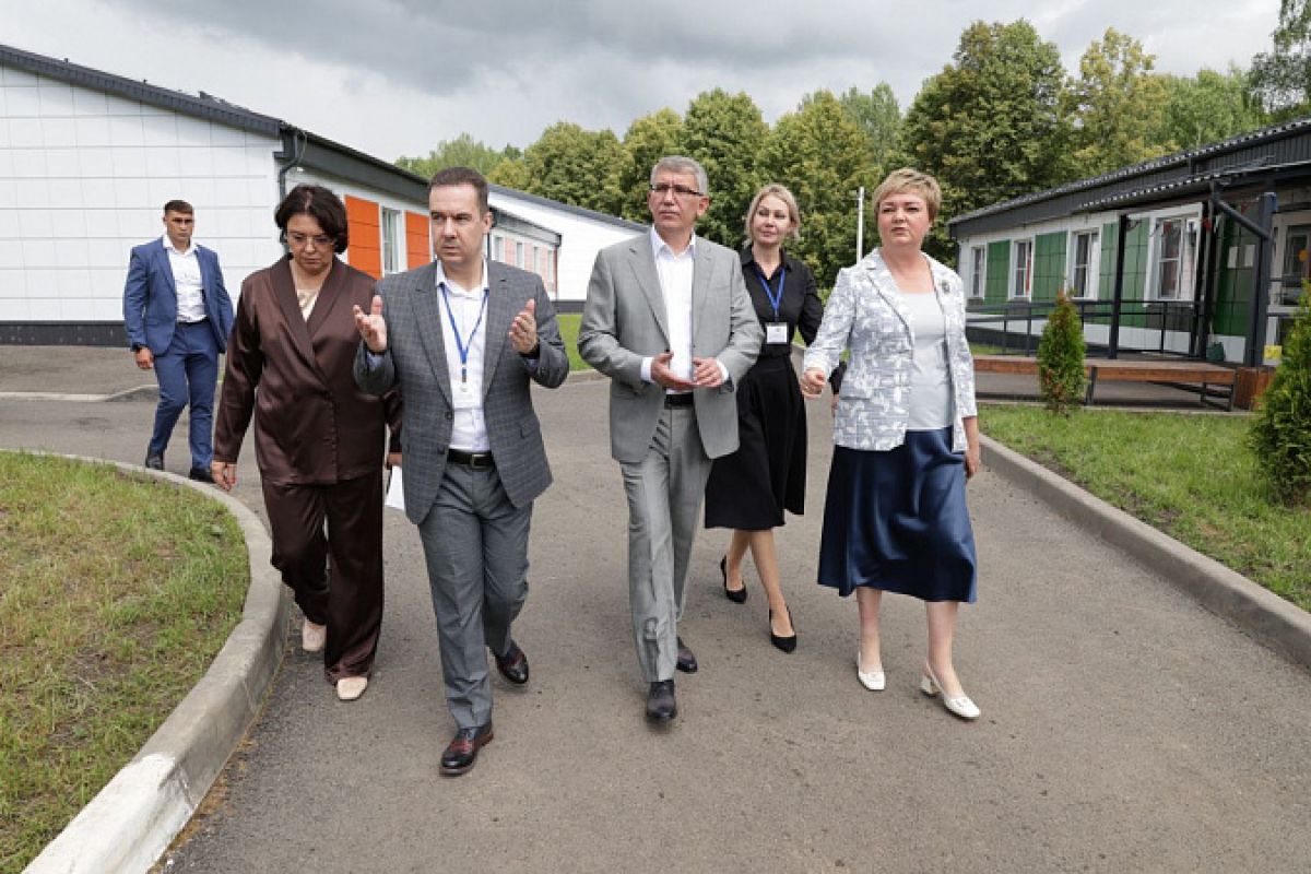 Дмитрий Миляев посетил оздоровительный лагерь имени Саши Чекалина Дмитрий Миляев посетил оздоровительный лагерь имени Саши Чекалина