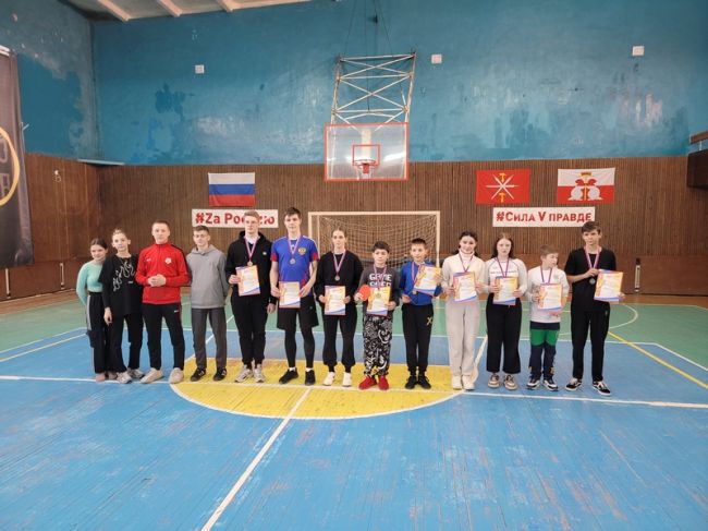 В «Спутнике» прошли командные соревнования по настольному теннису