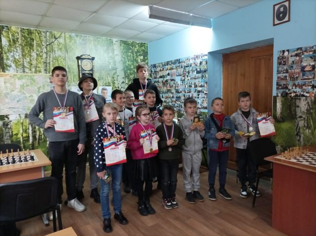 В Донском определились победители шахматного первенства среди детей