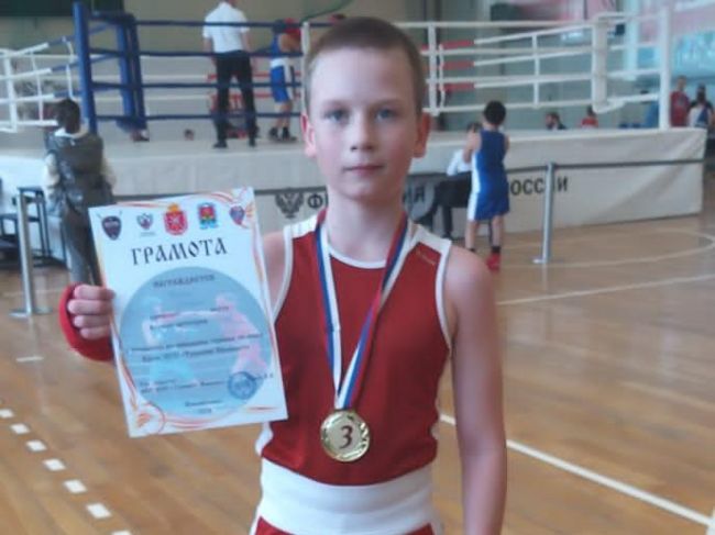 Юные боксеры из Донского завоевали два «золота» и «бронзу»