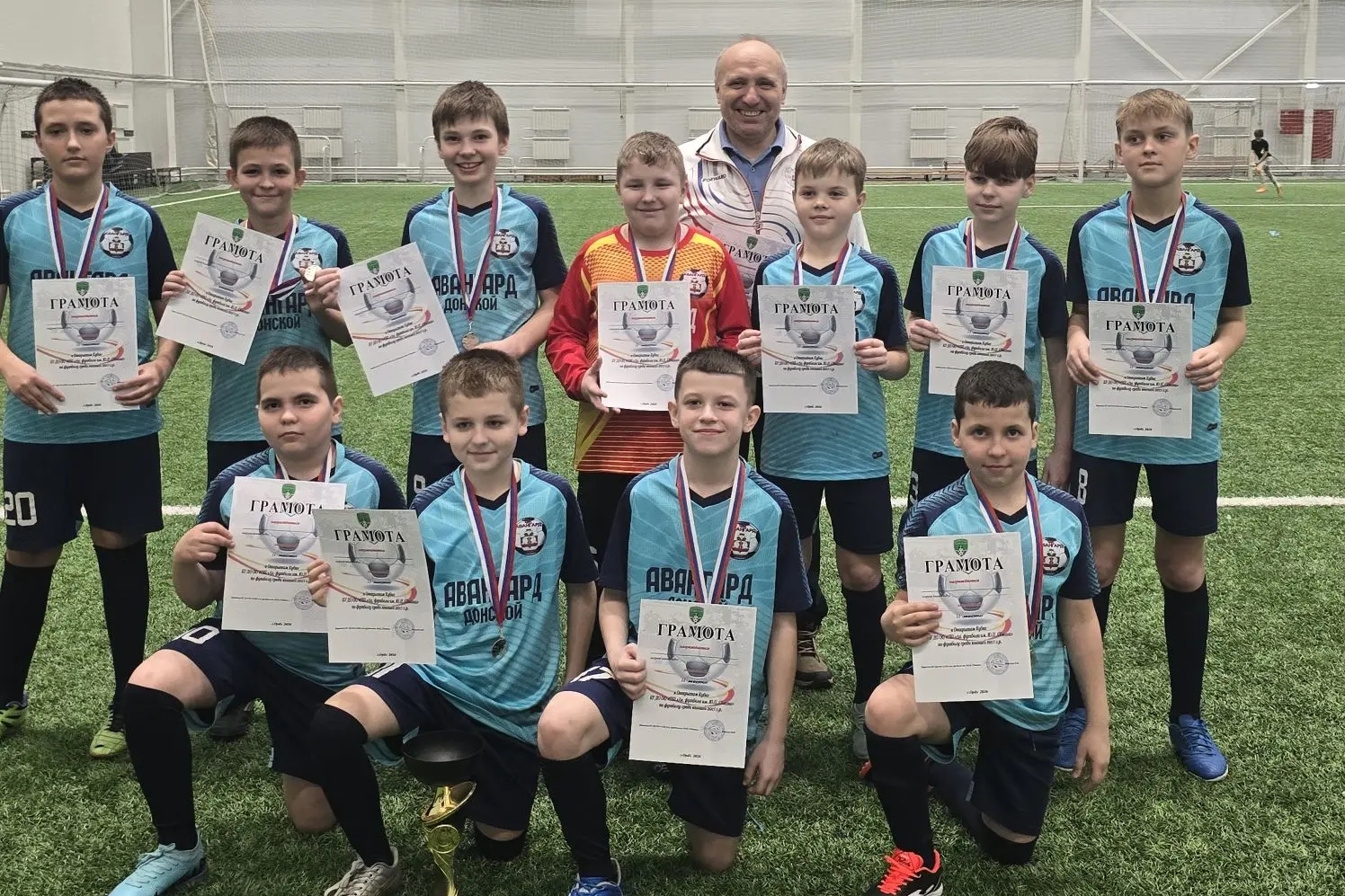 Донские футболисты заняли 2 место на Открытом Кубке в Орле Донские футболисты заняли 2 место на Открытом Кубке в Орле
